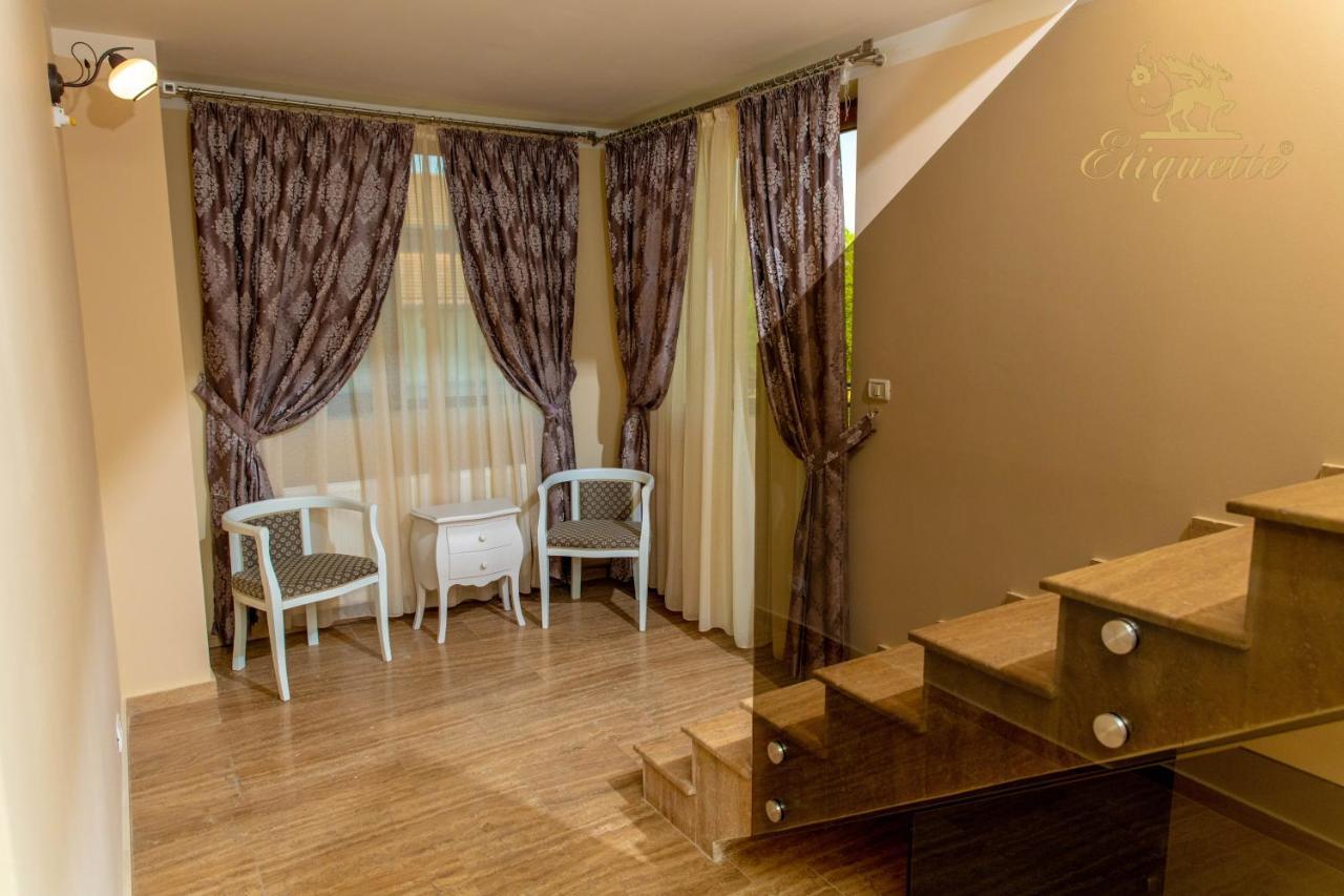 Villa Etiquette Ντέβα Εξωτερικό φωτογραφία