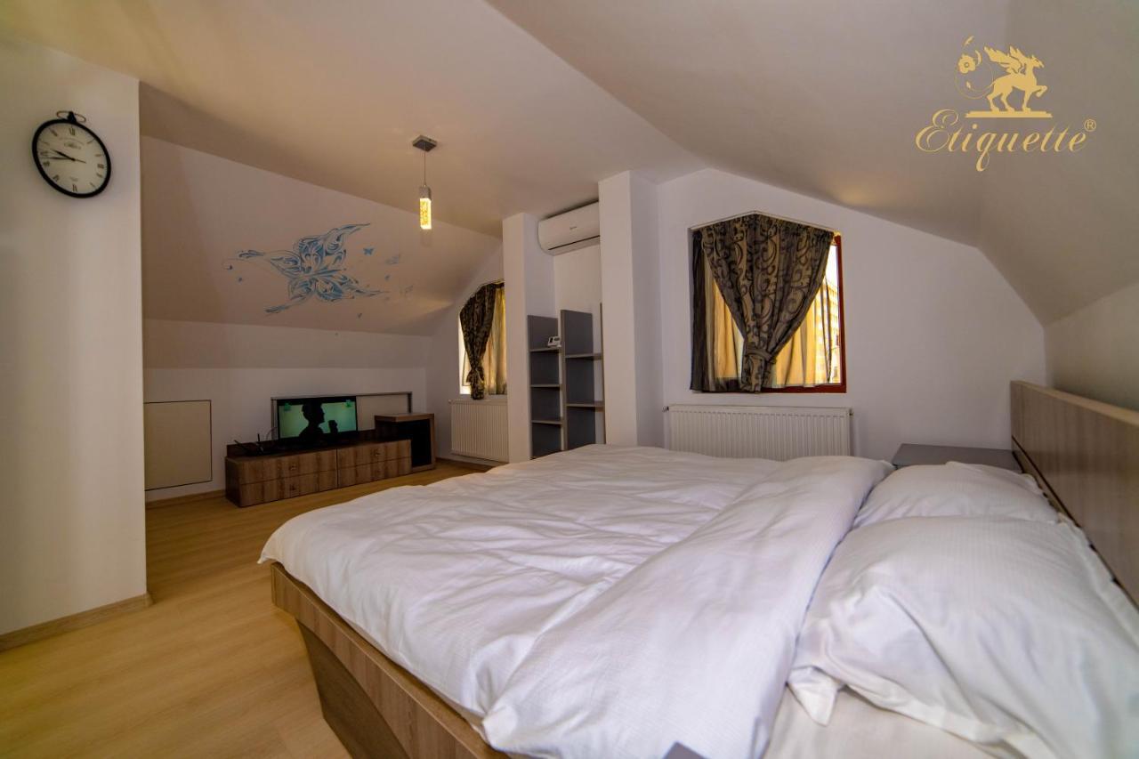Villa Etiquette Ντέβα Εξωτερικό φωτογραφία